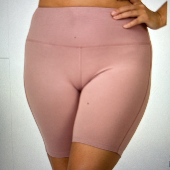 NWT Zenana Plus Size Bike Shorts - Picture 3 of 3